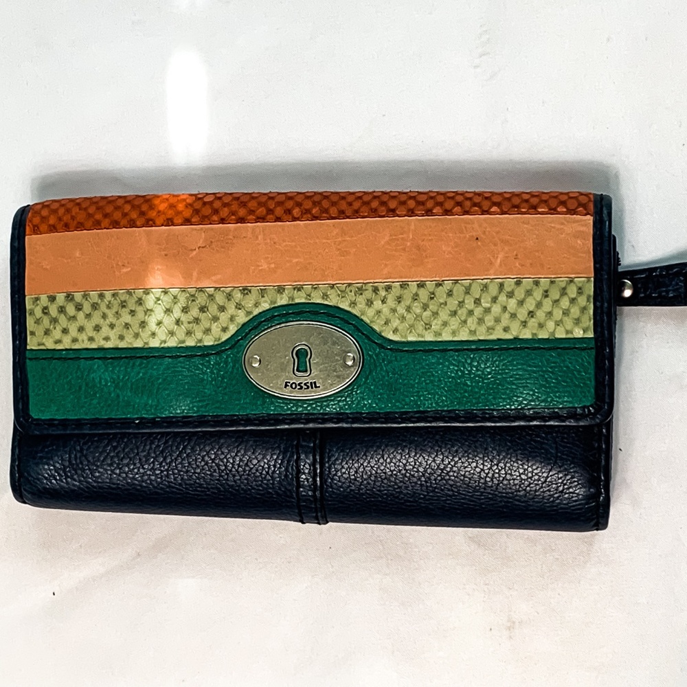 Fossil Women's Madison Slim Clutch Wallet Pebbled Leather Striped Multi-Colored